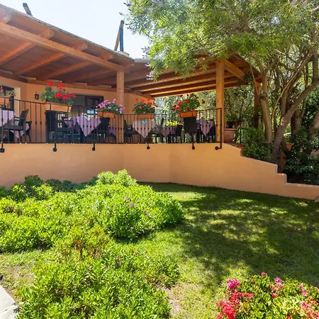 Piccolo Pevero ポルト・チェルボ