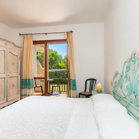 佩韦罗皮科洛酒店 切尔沃港