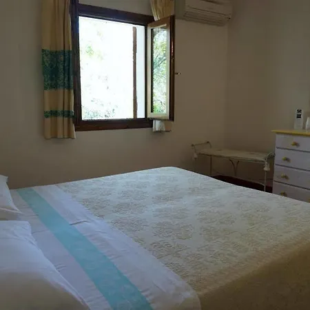 Piccolo Pevero Hotel 3*